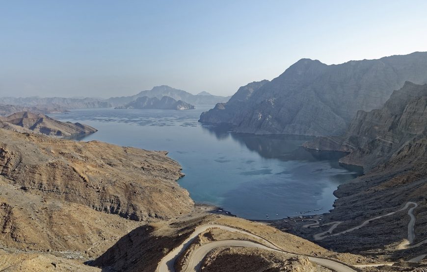 Exclusive Six Emirates Tour